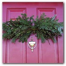 24" #4 Mixed Greens Swag - Case of 6 (Fraser Fir, White Pine, Juniper, Boxwood & Blueberry)
