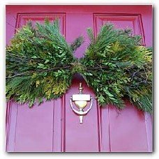 24" #5 Mixed Greens Swag -Case of 6 (Douglas Fir, White Pine, Golden Cedar, Boxwood, Birch)
