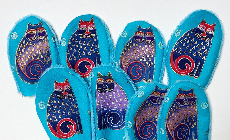 Laurel Burch Christmas is Coming Laurel Burch Christmas is Coming