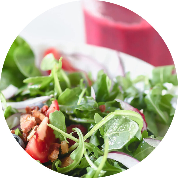 Spinach Arugula Salad with Strawberries and Toasted Pecans (vegan &amp; gluten-free) 🥗