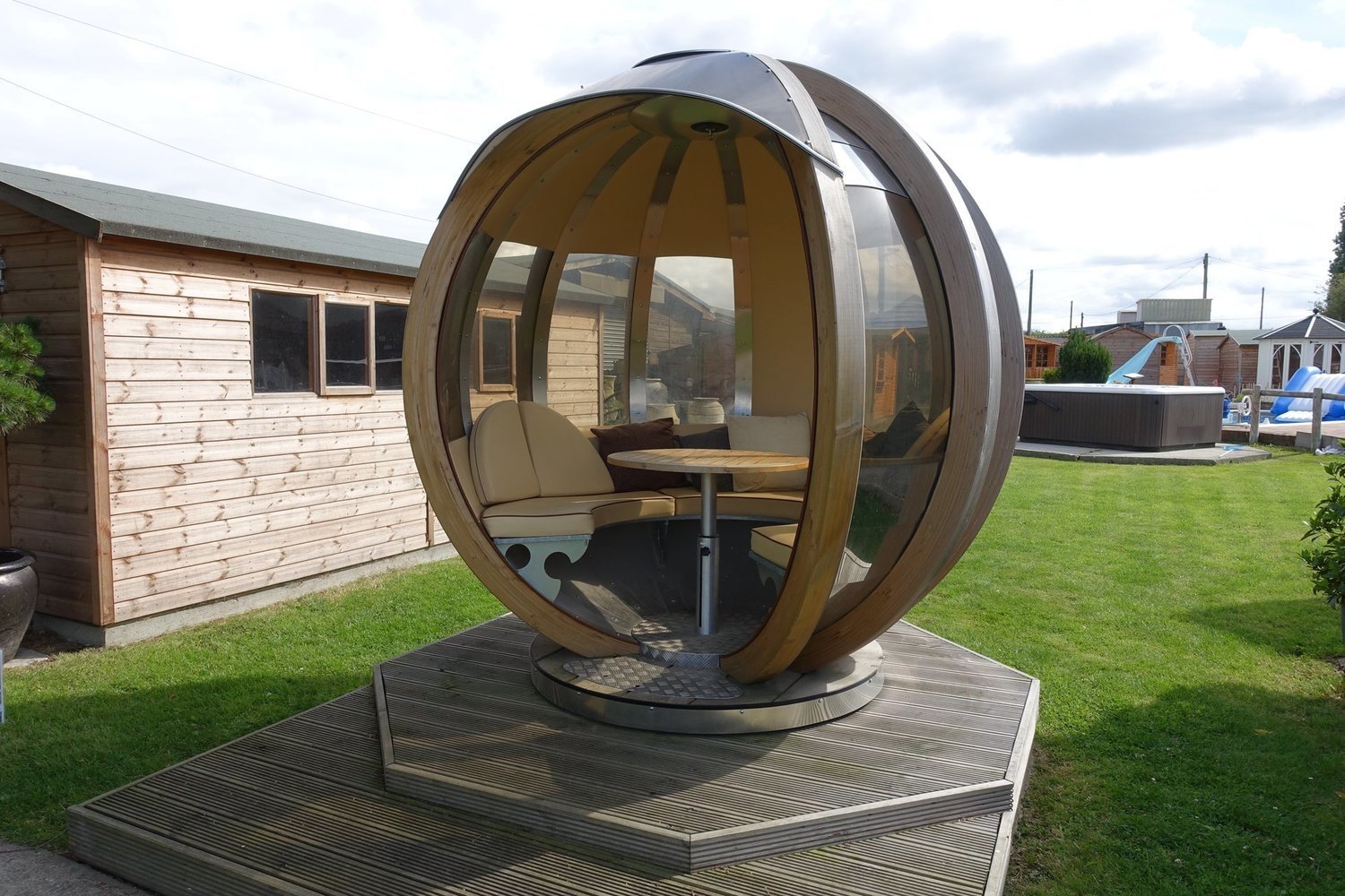 Rotating Lounger Rotating Lounger