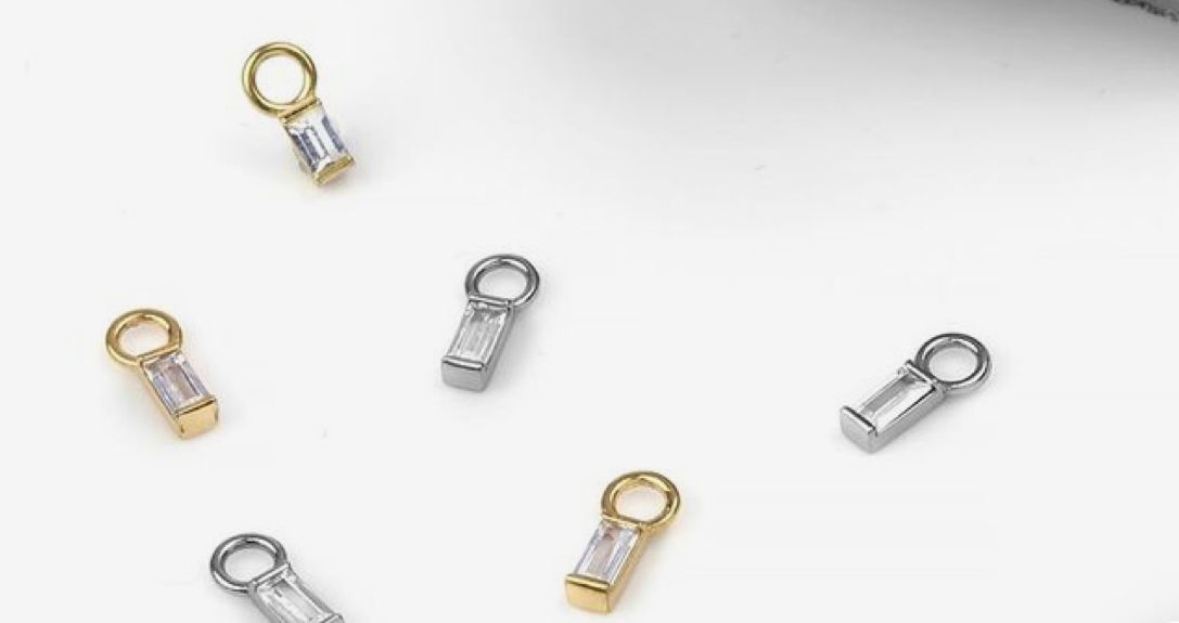 Baguette Drop Charm (silver)