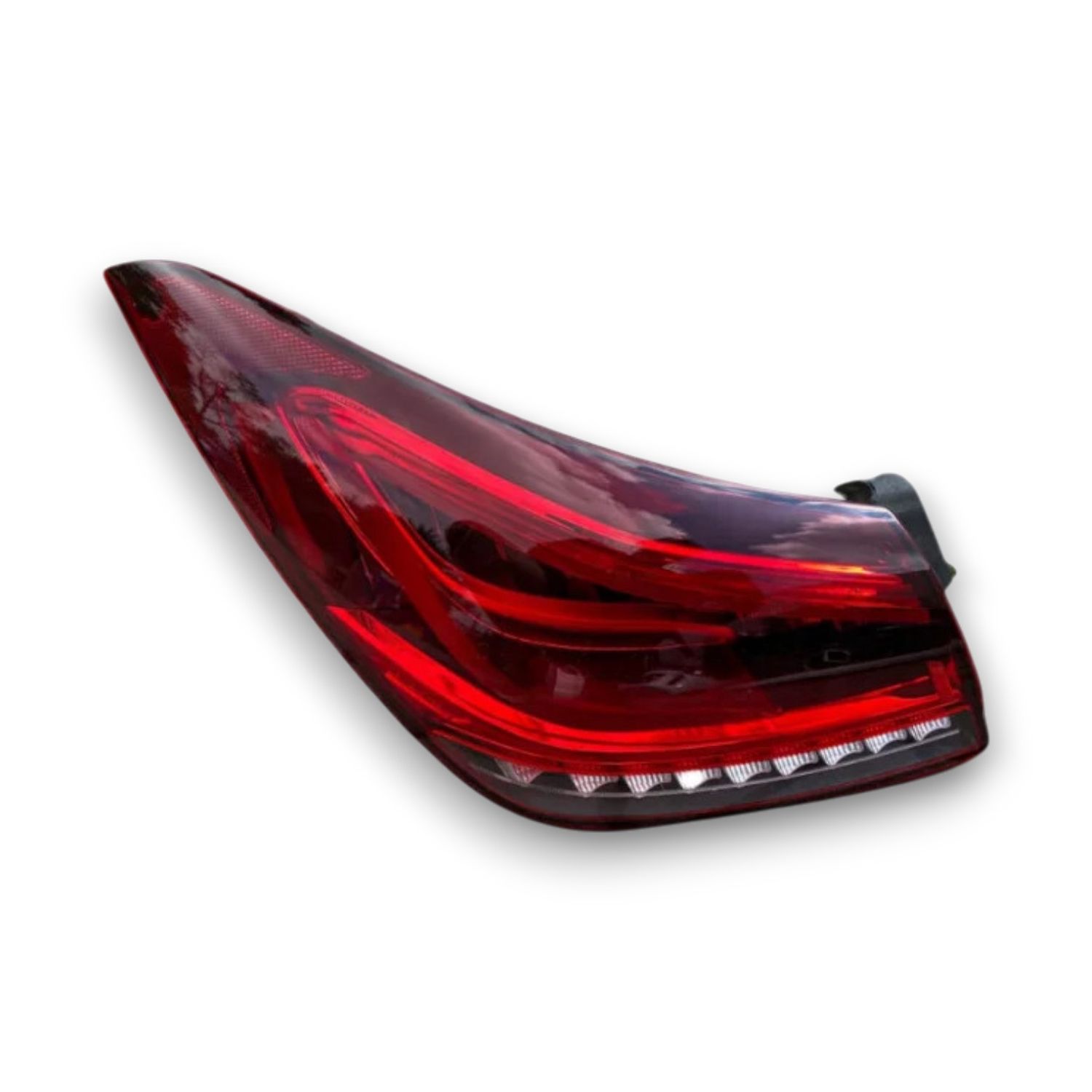 Taillight C118 for Mercedes-Benz CLA-CLASS, Directional Variantions: Left Outer