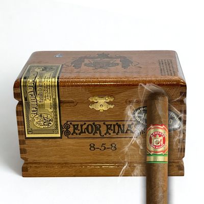 Arturo Fuente Gran Reserva Flor Fina 8-5-8 (Maduro)