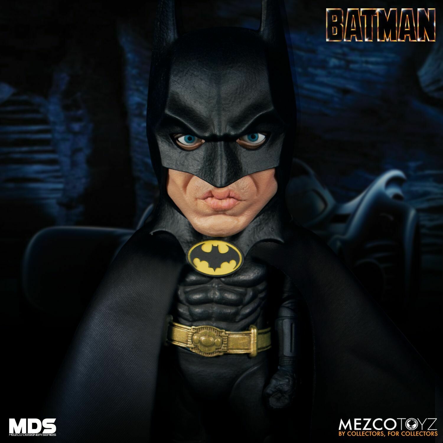 MEZCO DESIGNER SERIES: Stylised Deluxe Batman (1989)