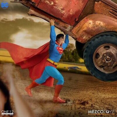 MEZCO ONE:12 COLLECTIVE Superman: Man of Steel