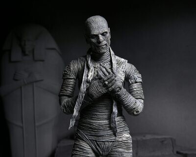 NECA Ultimate 7" Scale Universal Monsters Ultimate Mummy (Black & White)