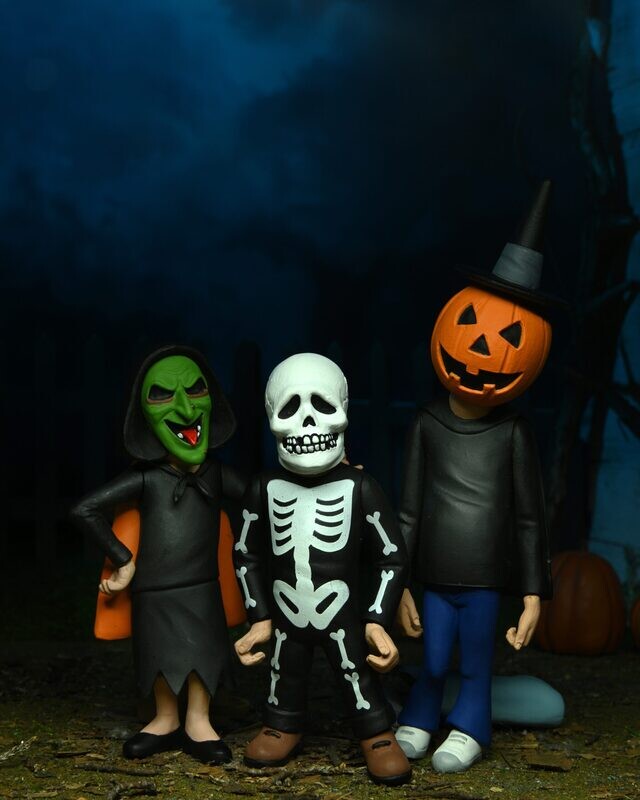 NECA Toony Terrors 6" Scale Halloween 3 Season of the Witch Trick or Treaters 3-Pack