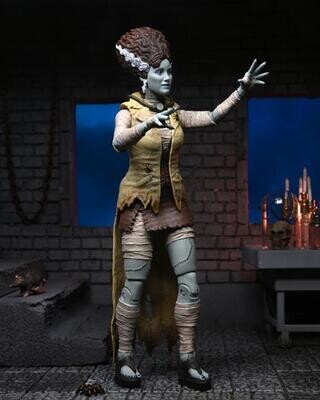 NECA Universal Monsters X Teenage Mutant Ninja Turtles Ultimate TMNT April O'Neil as Bride of Frankenstein  7" Scale Figure