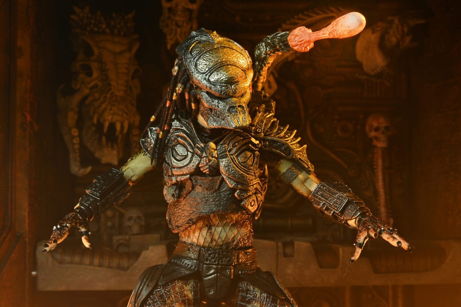 NECA 7" Scale Predator 2 Ultimate Boar Predator