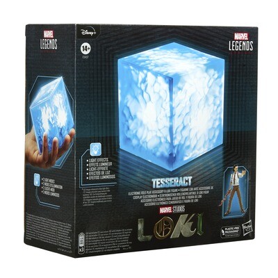 Marvel Legends Series Tesseract Electronic Role Play Accessory with Light FX and Loki Figure