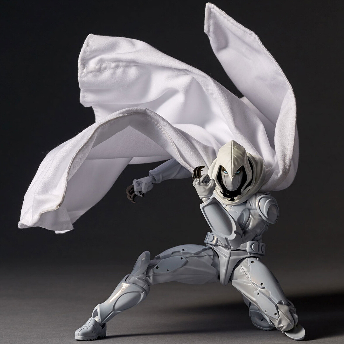 Amazing Yamaguchi Moon Knight Revoltech Figure (Marvel)