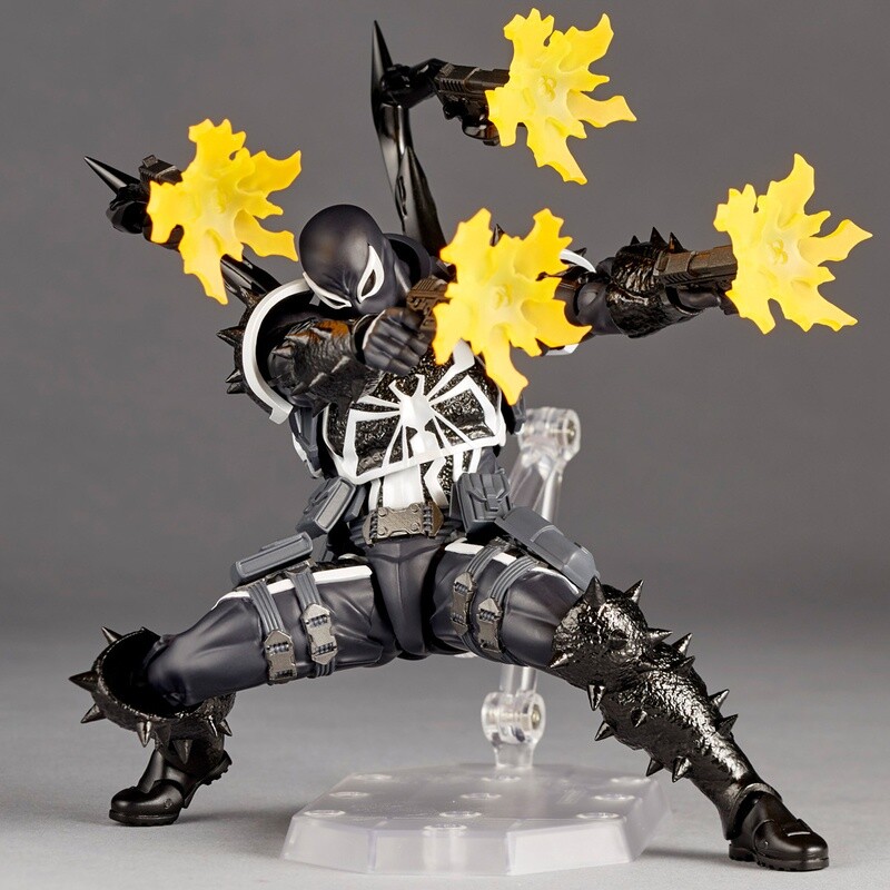 **PRE-ORDER** Amazing Yamaguchi Revoltech Agent Venom **PRE-ORDER** Amazing Yamaguchi Revoltech Agent Venom
