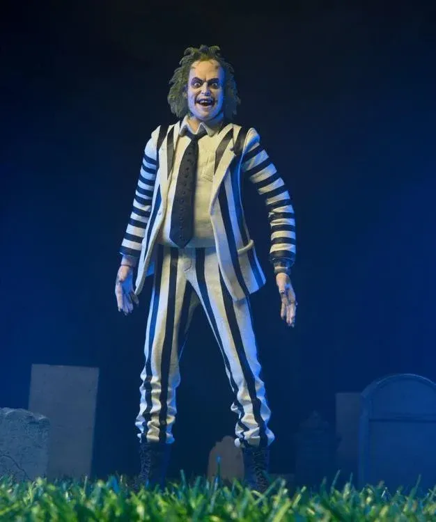 NECA Beetlejuice (1988) Striped Suit Beetlejuice 1/4 Scale Figure