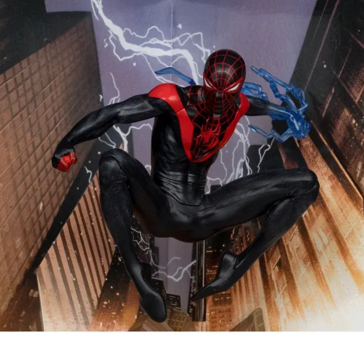 McFarlane MARVEL Spider Man 1:10th Scale Collectible with Scene (Miles morales: Spider-Man #1)