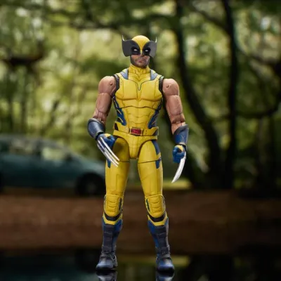 **PRE-ORDER** Diamond Select Marvel Deadpool & Wolverine: Wolverine Action Figure