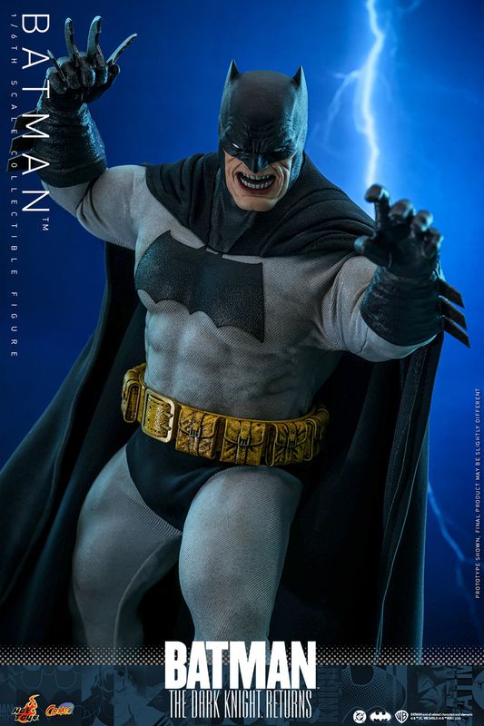 ***PRE ORDER*** Hot Toys DC Comics Batman: The Dark Knight Returns 1/6 Scale Figure