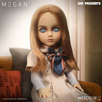 **PRE-ORDER**  MEZCO RETURN OF THE LIVING DEAD DOLLS Presents: M3GAN (MEGAN)