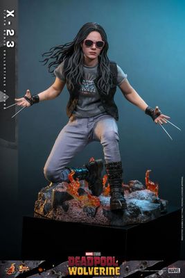 **PRE ORDER** HOT TOYS 1/6 X-23 (DEADPOOL AND WOLVERINE) COLLECTOR EDITION
