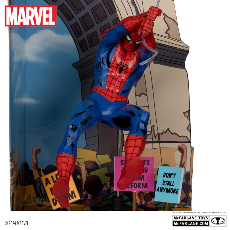 McFarlane MARVEL Spider-Man 1:10th Scale Collectible with Scene Gold Label (The Amazing Spider-Man #68)