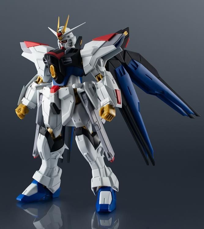 Bandai Tamashii Nations Mobile Suit Gundam SEED Freedom Gundam Universe ZGMF/A-262B Strike Freedom Gundam (Type II)