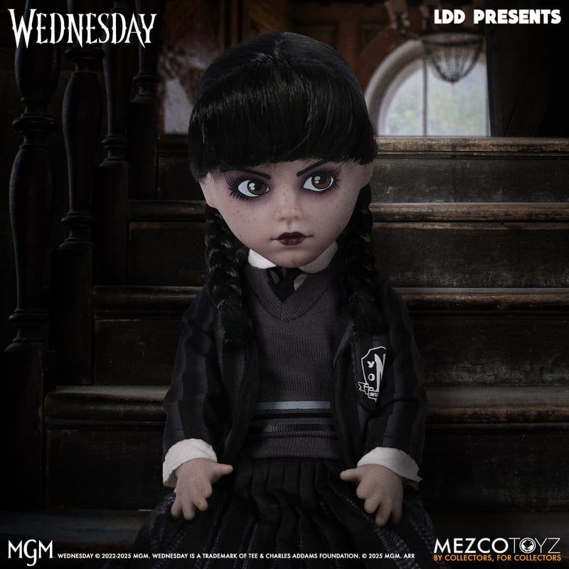 **PRE-ORDER**  MEZCO RETURN OF THE LIVING DEAD DOLLS Presents: Wednesday Addams Nevermore Academy Uniform