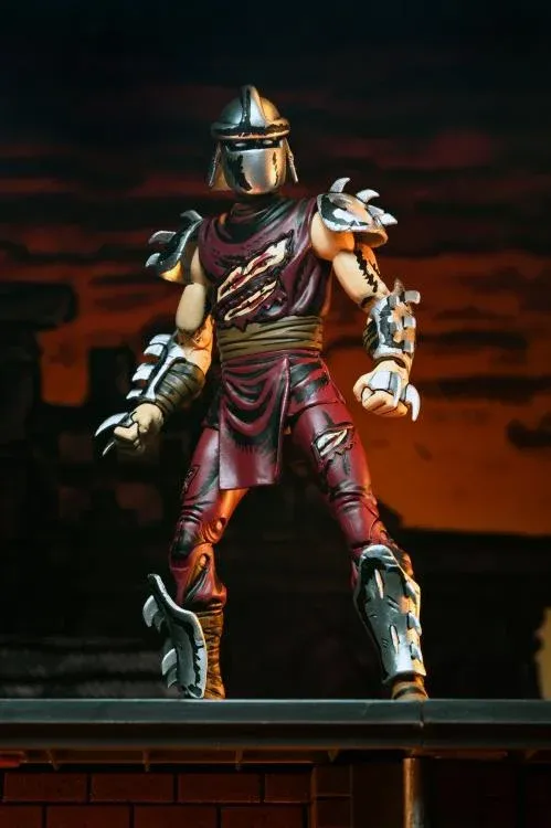 ***PRE ORDER*** NECA 7" Scale TMNT Battle Damaged Shredder Classic Colors (Mirage Comics) Action Figure