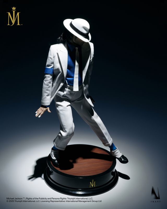 ***PRE-ORDER*** QUEEN STUDIOS Michael Jackson InArt Smooth Criminal 1/6 Scale Figure