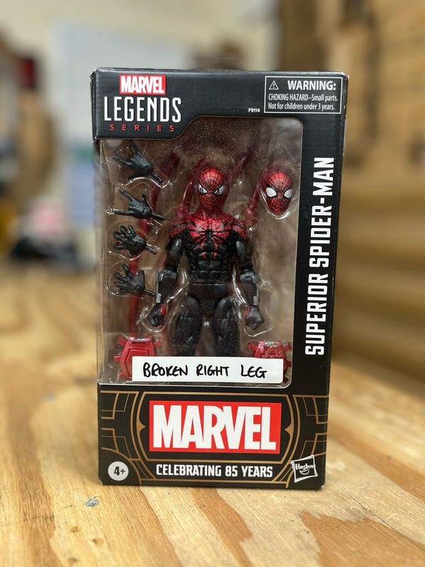 ***BROKEN RIGHT LEG*** Marvel Legends Series Superior Spider-Man (Marvel 85th Anniversary)