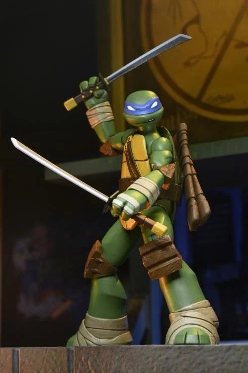 ***PRE ORDER*** NECA 7 ***PRE ORDER*** NECA 7" Teenage Mutant Ninja Turtles (2012) Ultimate Leonardo Action Figure