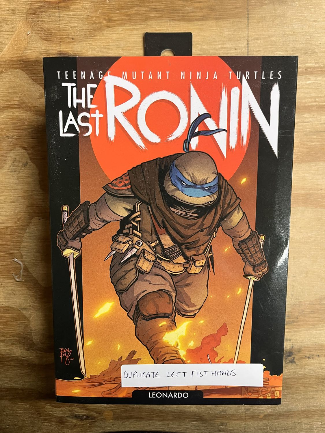***DUPLICATE LEFT FIST HANDS*** NECA TMNT Teenage Mutant Ninja Turtles Leonardo (The Last Ronin)