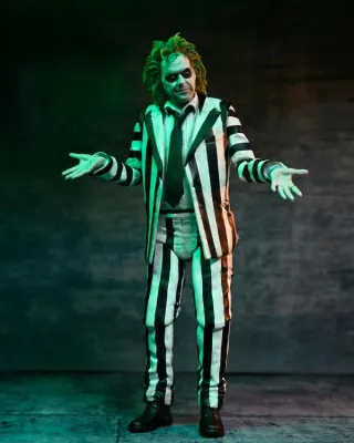 NECA 7" Scale Beetlejuice Beetlejuice Ultimate "Striped Suit" Beetlejuice Action Figure
