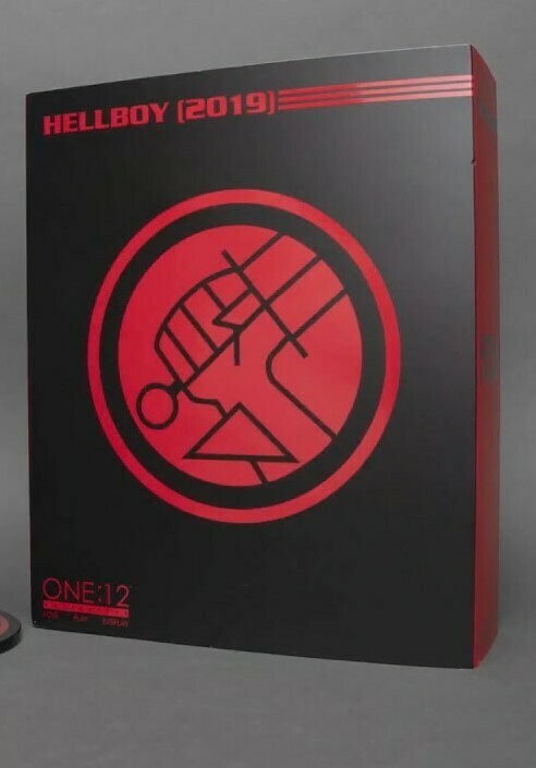 MEZCO ONE:12 COLLECTIVE Hellboy
