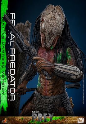 ***PRE ORDER*** Hot Toys 1/6 Feral Predator Battle Damaged Prey