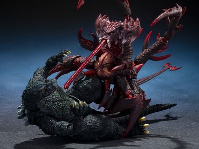 **PRE ORDER** Bandai Godzilla vs. Destoroyah SH MonsterArts Godzilla Jr. & Destoroyah Evolution Set