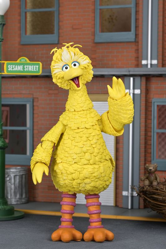 ** PRE-ORDER** NECA Sesame Street - Ultimate Big Bird 7” Scale Action Figure