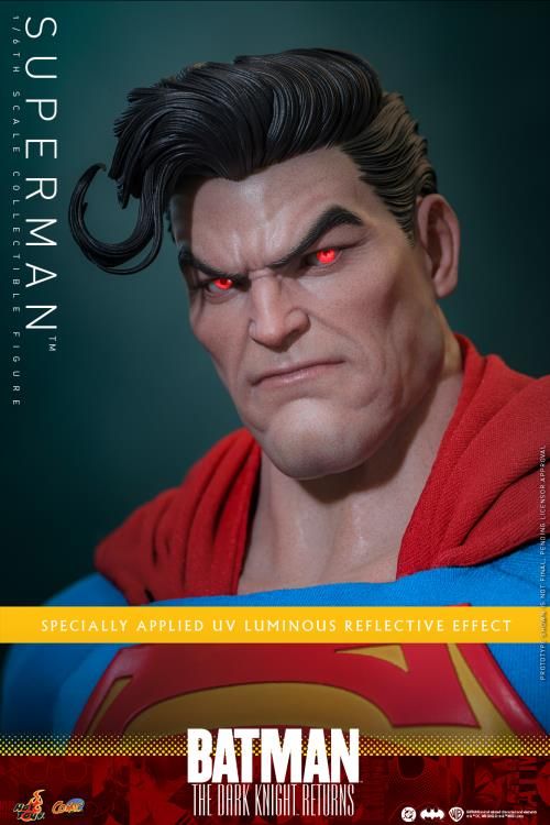PRE ORDER*** Hot Toys 1/6 The Dark Knight Returns Superman
