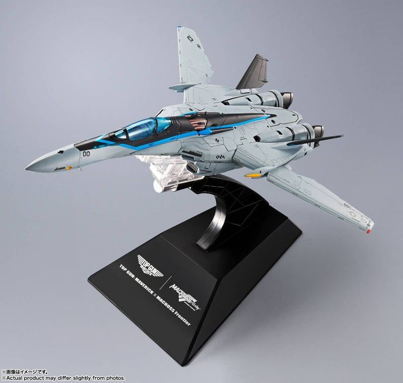***PRE-ORDER*** Bandai Dx Chogokin Macross Vf-25 Messiah Valkyrie Top Gun Maverick