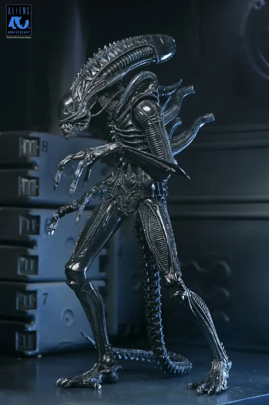 ***PRE ORDER*** NECA 7 ***PRE ORDER*** NECA 7" Scale Aliens 40th Anniversary Ultimate Warrior Xenomorph Action Figure