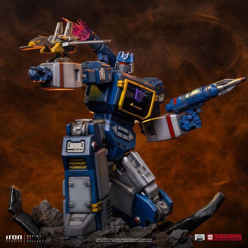 ***PRE-ORDER*** Iron Studios Transformers Demi Scale Statue 1/20 Soundwave ***PRE-ORDER*** Iron Studios Transformers Demi Scale Statue 1/20 Soundwave