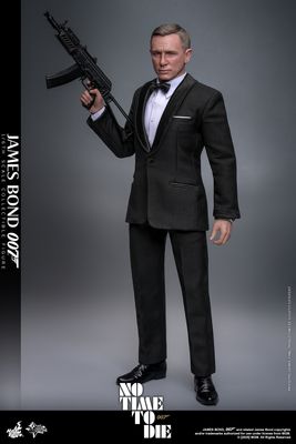 Hot Toys 1:6 James Bond (No Time To Die) Hot Toys 1:6 James Bond (No Time To Die)