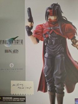 **MISSING KNEE CAP** Square Enix Final Fantasy 7 Bring Arts Vincent Valentine **MISSING KNEE CAP** Square Enix Final Fantasy 7 Bring Arts Vincent Valentine