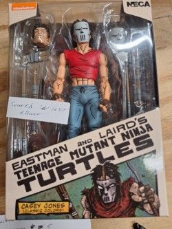 ***FAULTY LEFT ELBOW*** NECA 7 ***FAULTY LEFT ELBOW*** NECA 7" Scale TMNT Teenage Mutant Ninja Turtles Casey Jones Red Shirt Version (Mirage Comics)