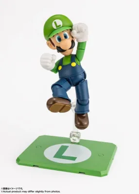 Bandai Super Mario S.H. Figuarts Luigi Action Figure Bandai Super Mario S.H. Figuarts Luigi Action Figure