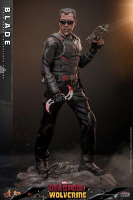 HOT TOYS 1/6 BLADE (DEADPOOL AND WOLVERINE) COLLECTOR EDITION