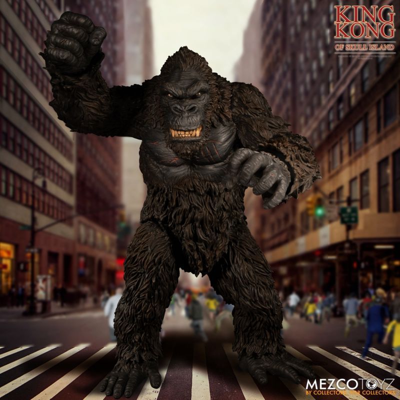 MEZCO ULTIMATE 18" King Kong of Skull Island Deluxe Figure