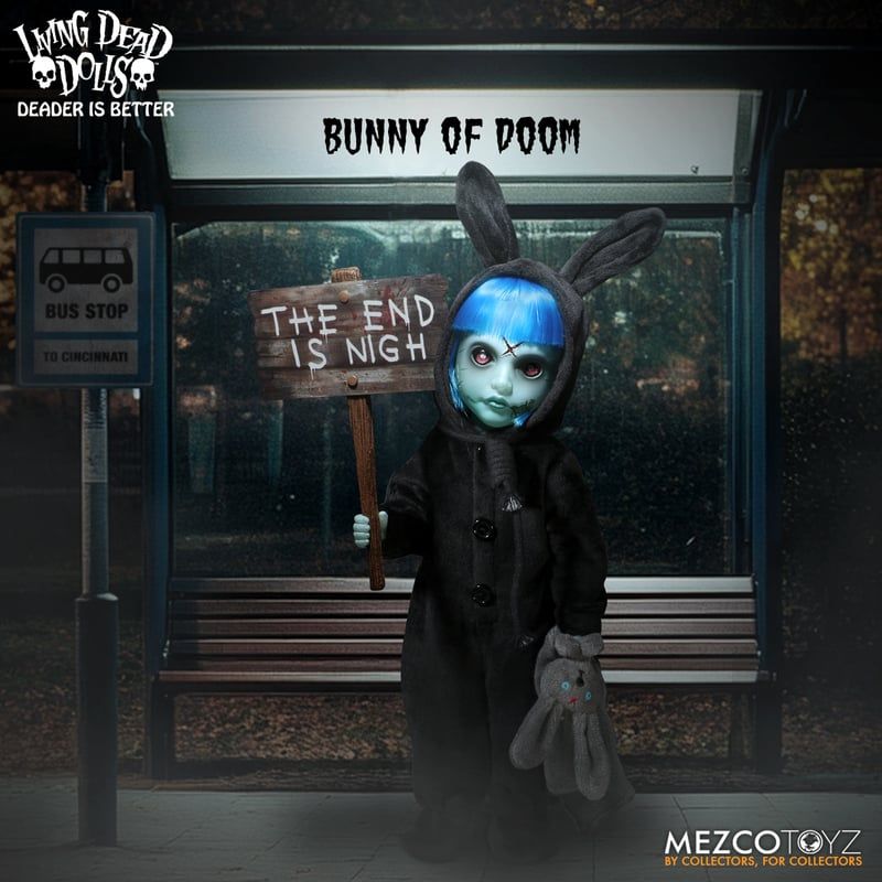 MEZCO RETURN OF THE LIVING DEAD DOLLS Presents: Eggzorcist "BUNNY OF DOOM" Variant