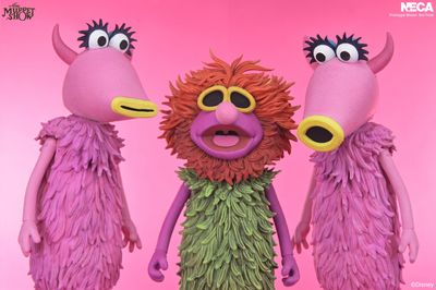 ***PRE-ORDER*** NECA The Muppet Show Ultimate Mahna Mahna and the Snowths Action Figure 2 Pack ***PRE-ORDER*** NECA The Muppet Show Ultimate Mahna Mahna and the Snowths Action Figure 2 Pack