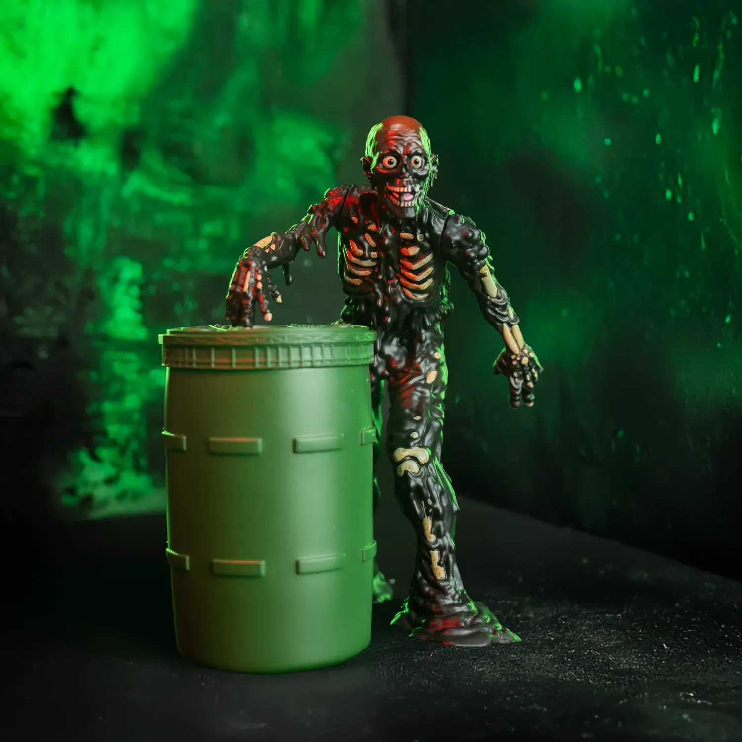 NECA Trick or Treat 5 NECA Trick or Treat 5" Scale Return of the Living Dead - Tarman Action Figure