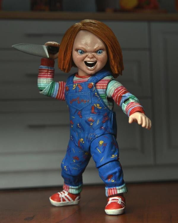 ***DAMAGED BOX*** NECA 7 ***DAMAGED BOX*** NECA 7" Scale Chucky (TV SERIES) Ultimate Chucky Figure